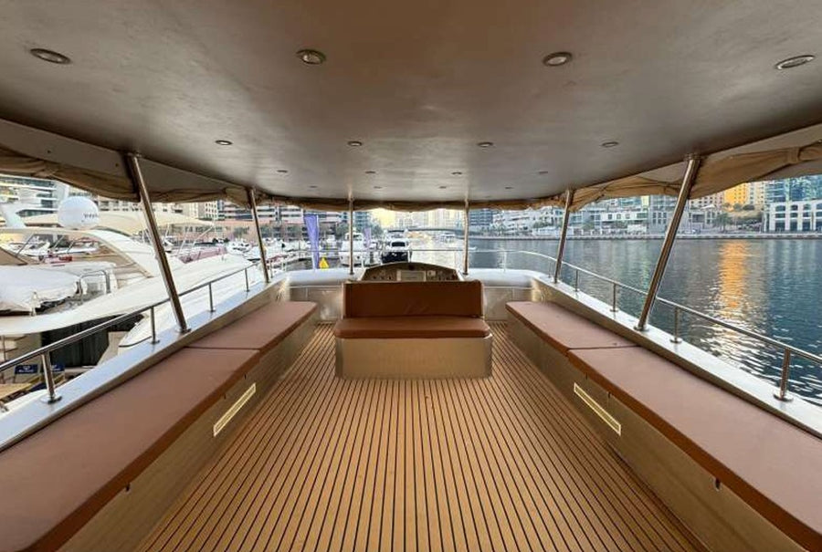 Azimut 80FT Yacht with Jacuzzi - 12