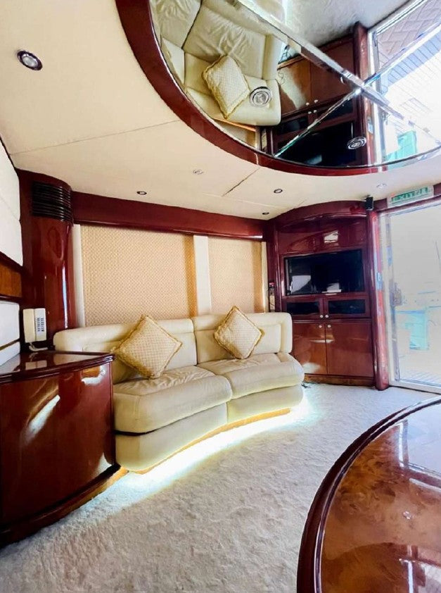 Batman 70FT Yacht - 4