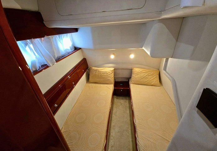 Emerald 52 FT Yacht - 7