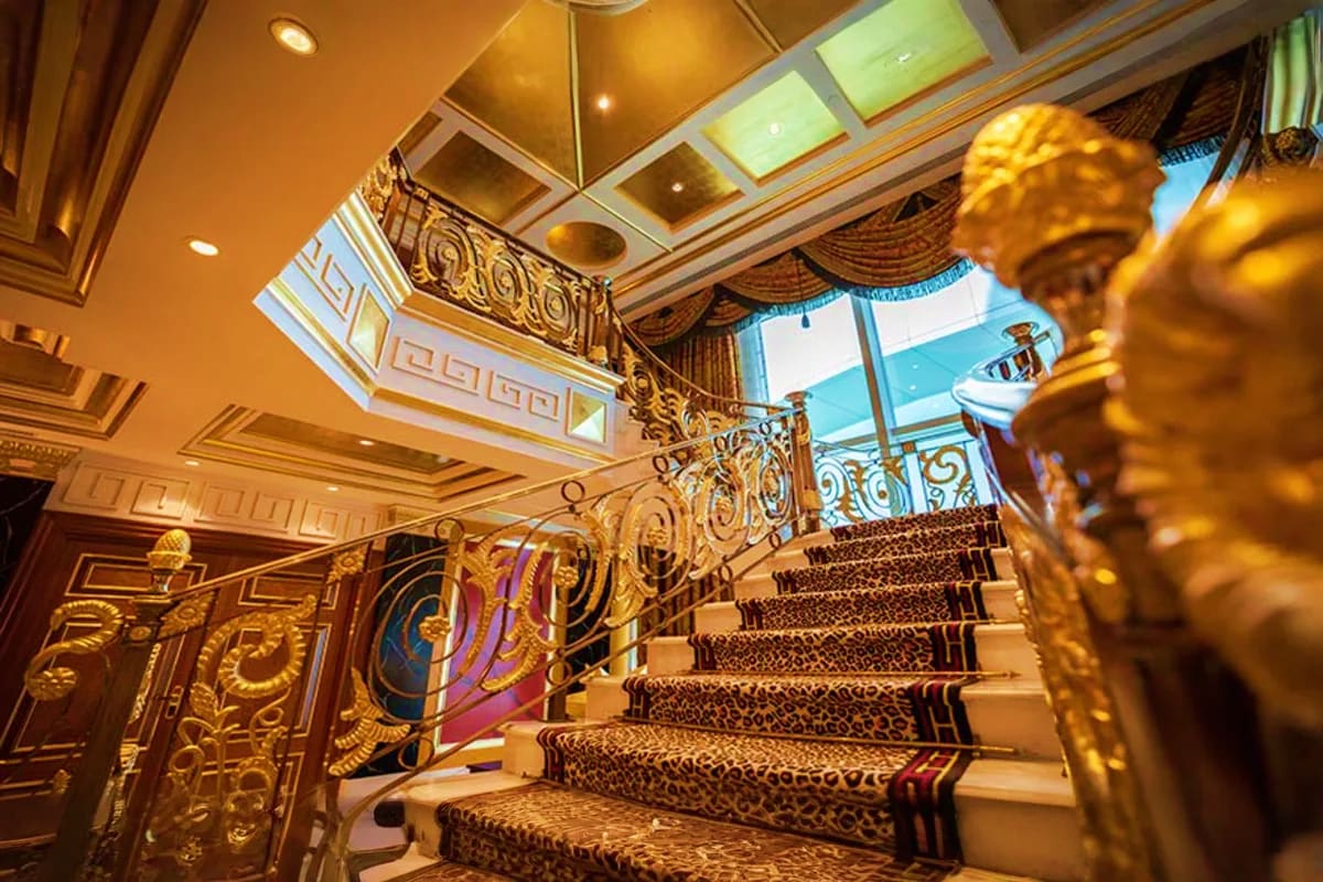 Guided Inside Burj Al Arab Tour