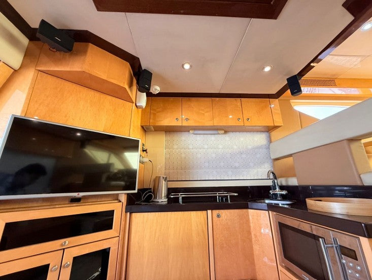 Majesty 59FT Yacht - 11