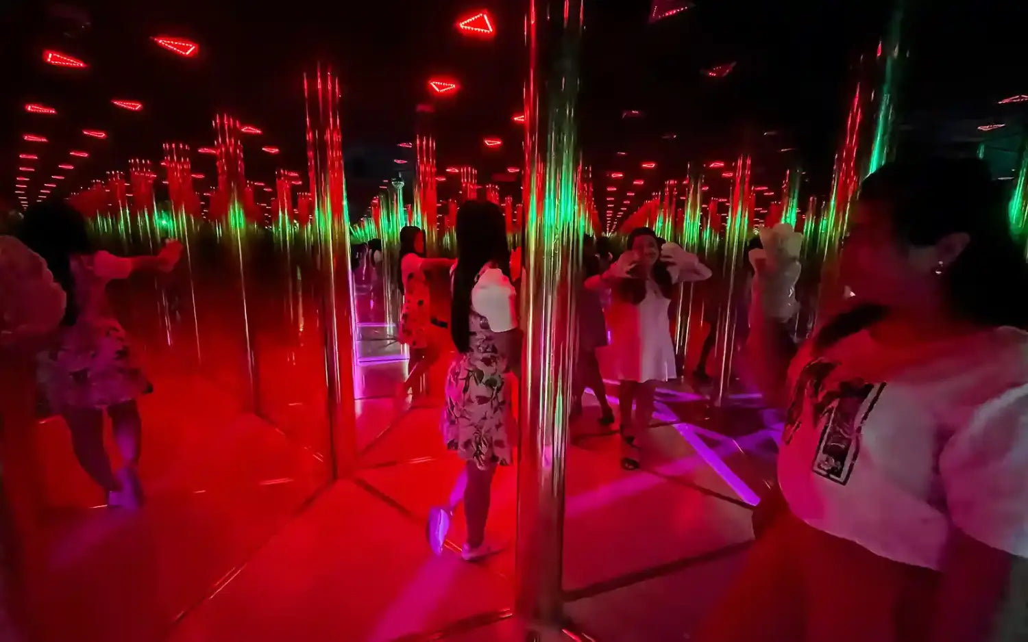 Mirror Maze Creek Park
