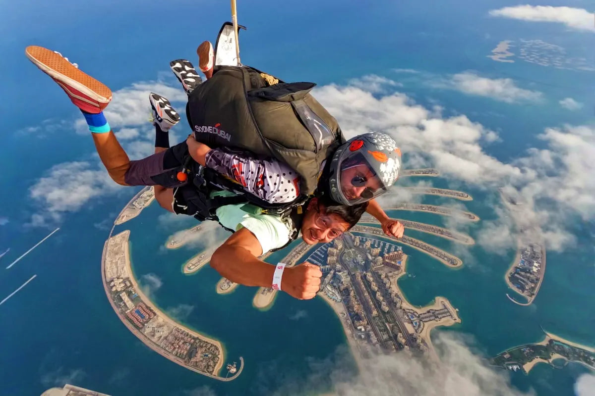 SkyDive Tandem over the Palm