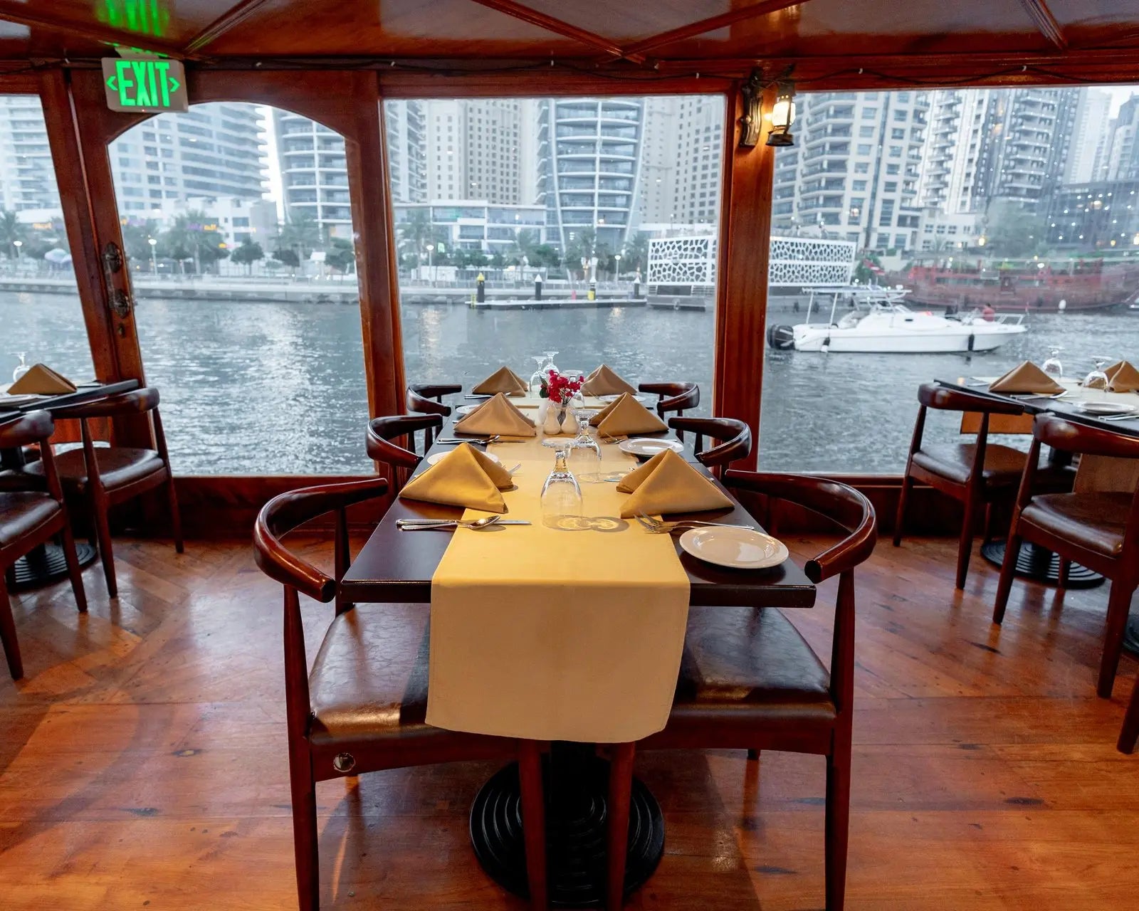 Alexandra Dinner Cruise