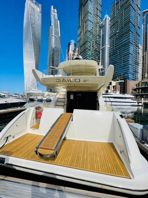 Azimut-50ft-luxury-Yacht